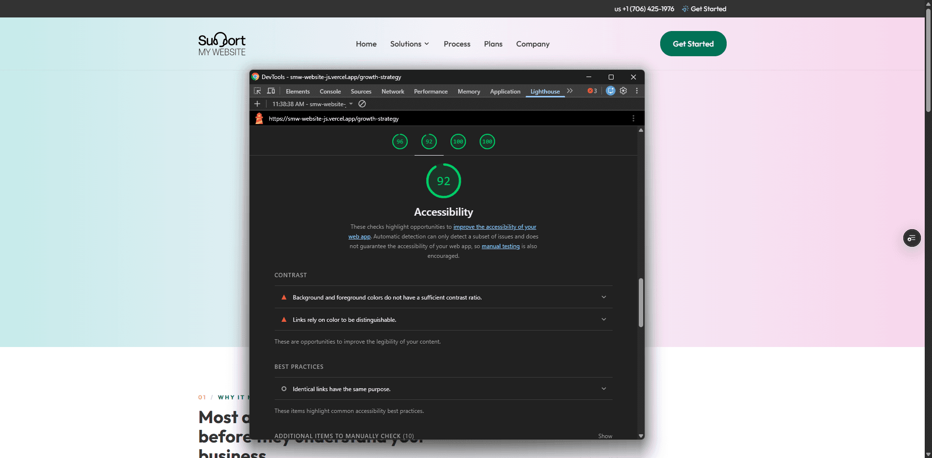 Lighthouse Accessibility audit panel showing a 92 score with specific findings on contrast ratio, color-only link cues, and tab purpose
